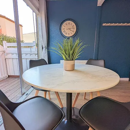 Apartment Au Calme Avec Terrasse Et Parking Agde